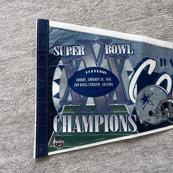 SUPER BOWL XXX ~ 1996 ~ Dallas Cowboys Champs Pennant - Picture 2 of 4